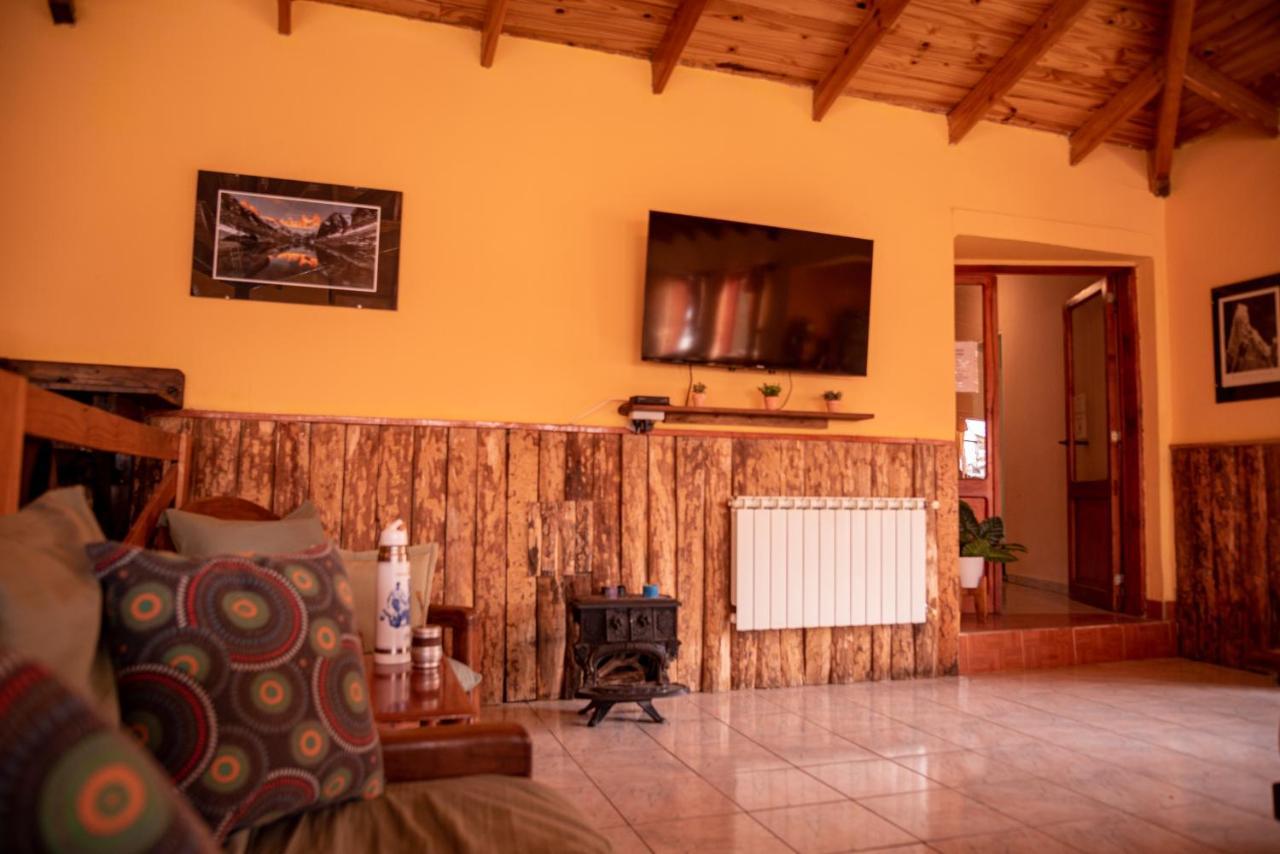 Hosteria Los Nires El Chalten Εξωτερικό φωτογραφία