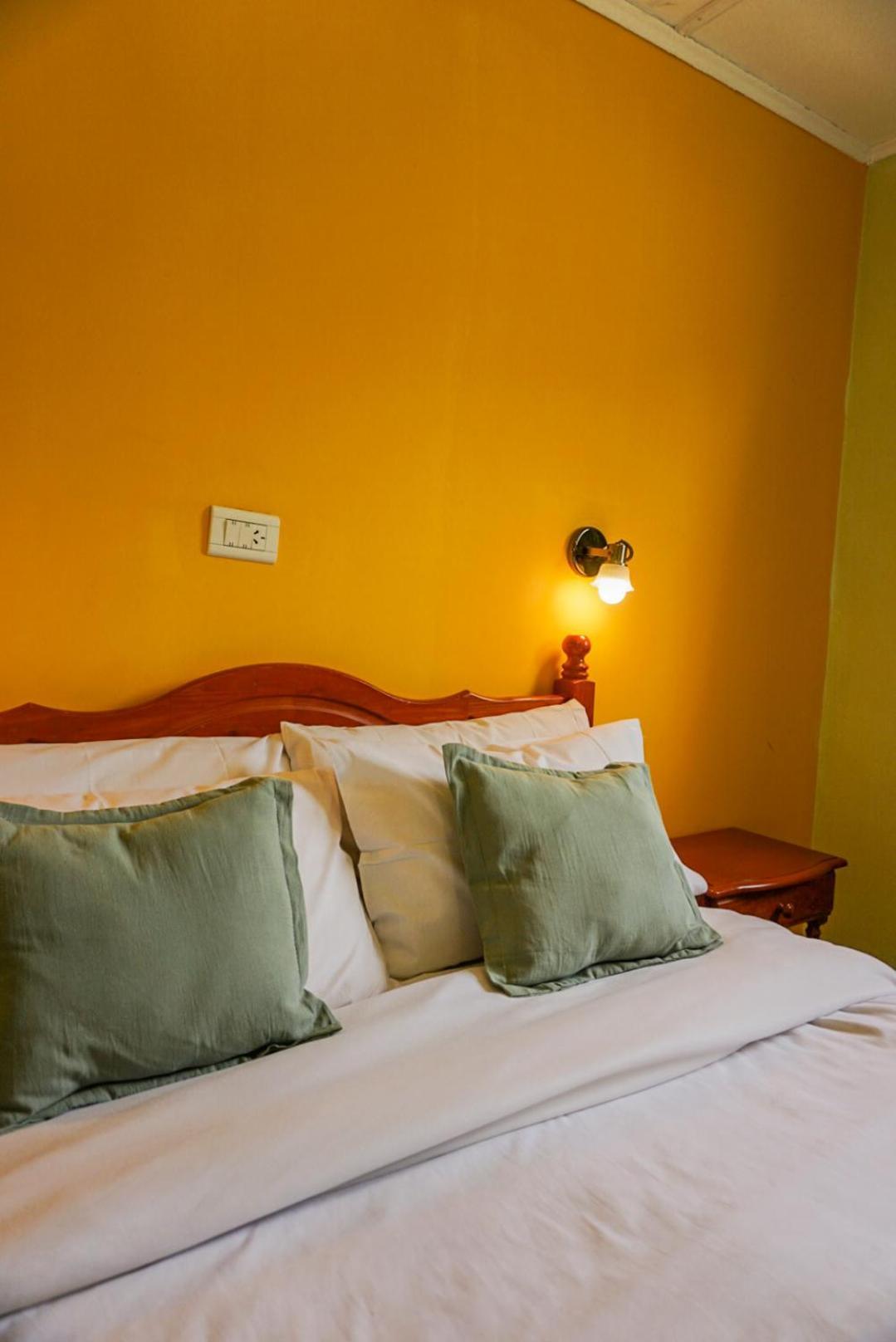 Hosteria Los Nires El Chalten Εξωτερικό φωτογραφία