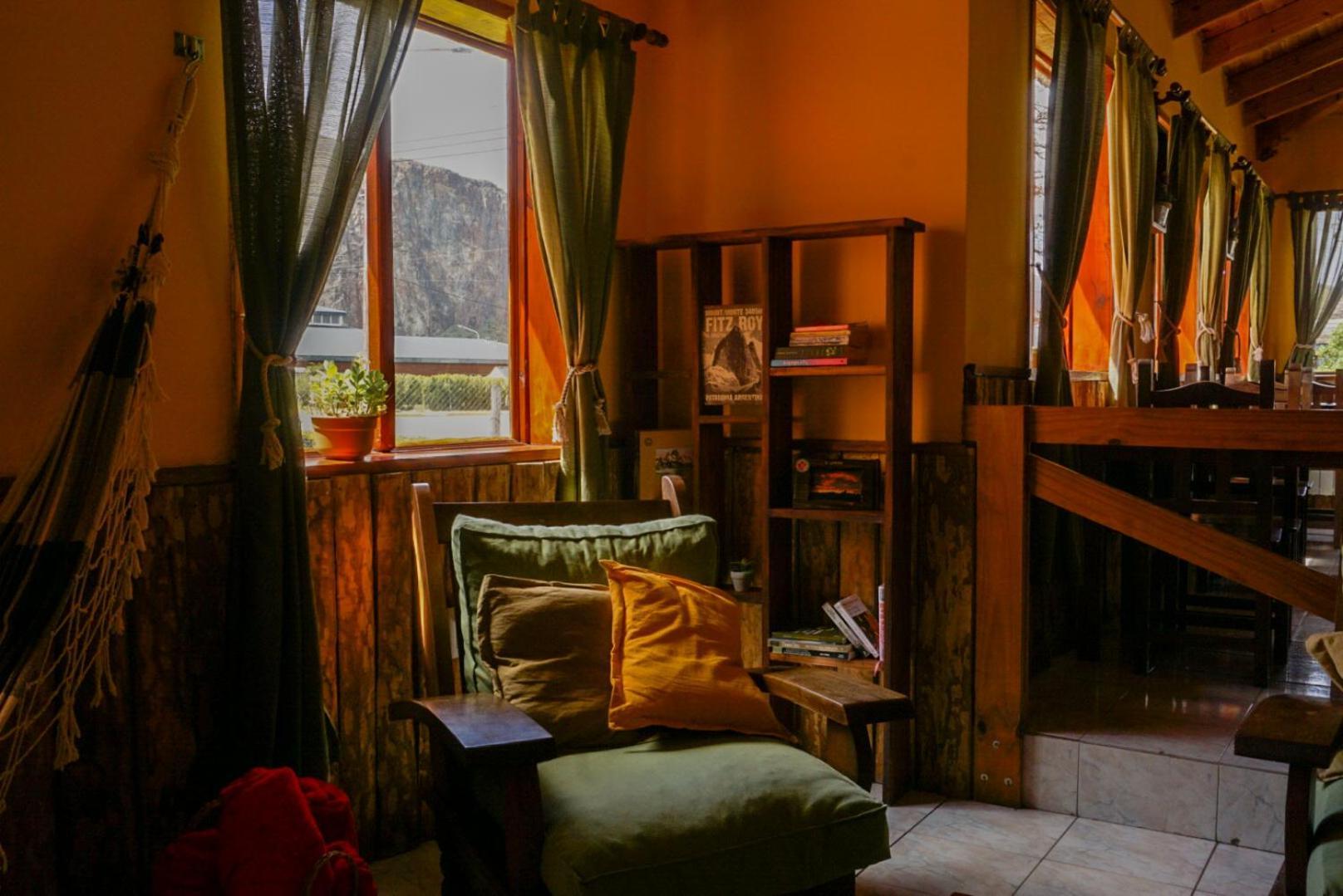 Hosteria Los Nires El Chalten Εξωτερικό φωτογραφία